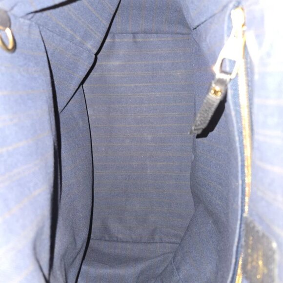 COA INCLUDED - Louis Vuitton Monogram Empreinte Black Bag - Picture 15 of 16